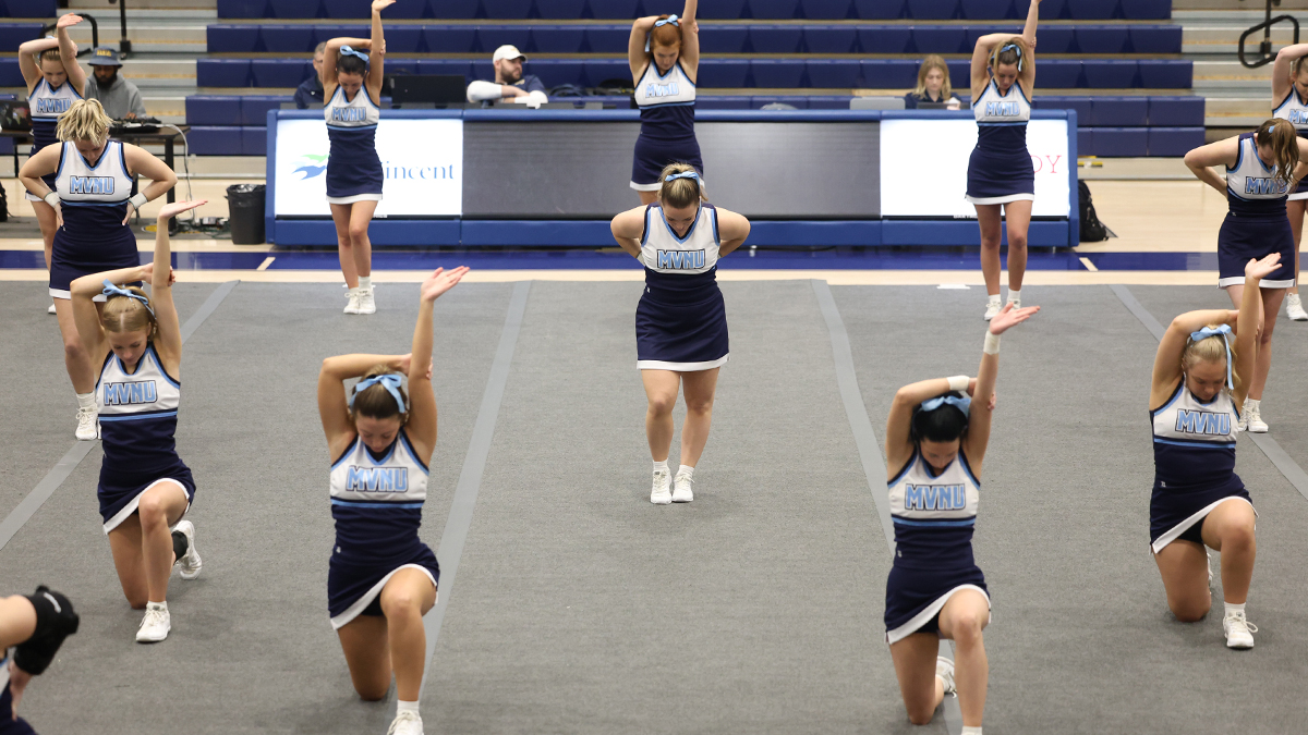 Competitive Cheer Finishes Season at Crossroads League Championship