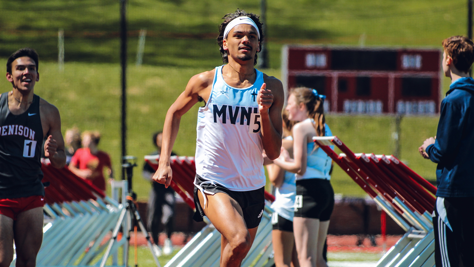 Daron Porter running a race 